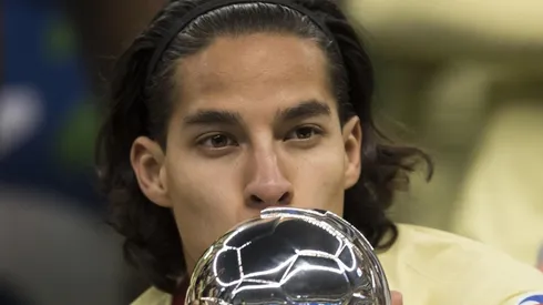 Mauricio Culebro confirmó que llegó la oferta por Lainez.