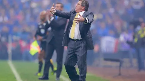 El "Piojo" sigue inscribiendo su nombre en la historia azulcrema