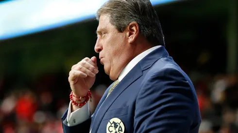 Miguel Herrera estalló contra el arbitraje en Toluca.