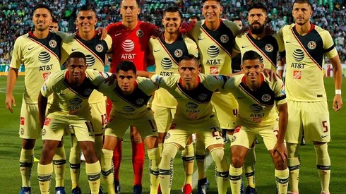 Roger Martínez y Oribe Peralta van en delantera