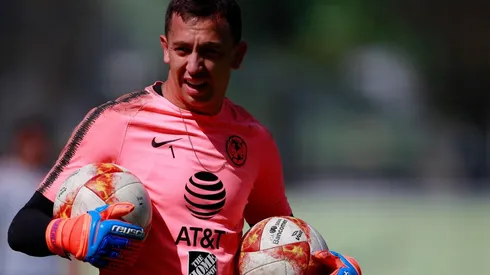 Marchesín viajó a Argentina para sumarse a la concentración de su selección.