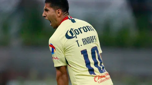 La 10 del América parece haberle pesado a Cecilio Domínguez.