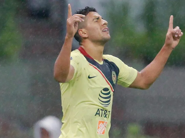 El representante de Cecilio Domínguez negó acercamientos con Olimpia