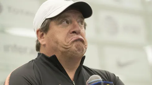 Miguel Herrera felicitó a Cruz Azul por la obtención de la Copa MX.