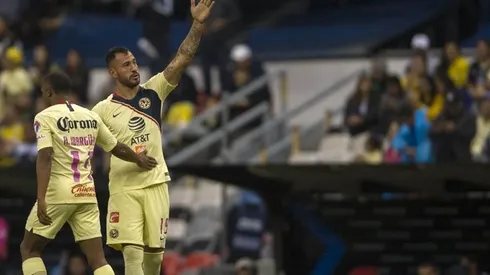 El argentino no sólo defiende, además anota goles