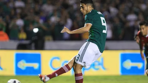 Jiménez luce como la gran promesa en el centro del ataque mexicano