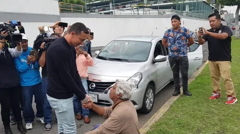 Se mostró muy emocionado por el momento Alejandro Alfaro (ESTO)