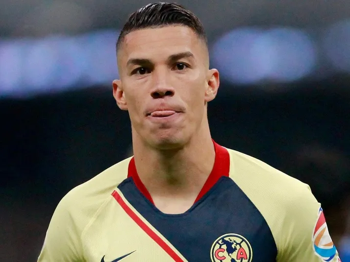 ¿El motivo de su bajón? Uribe sufre del "corazón"