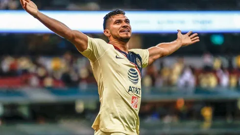 Martin anotó el 2-2 definitivo entre América y Pumas.