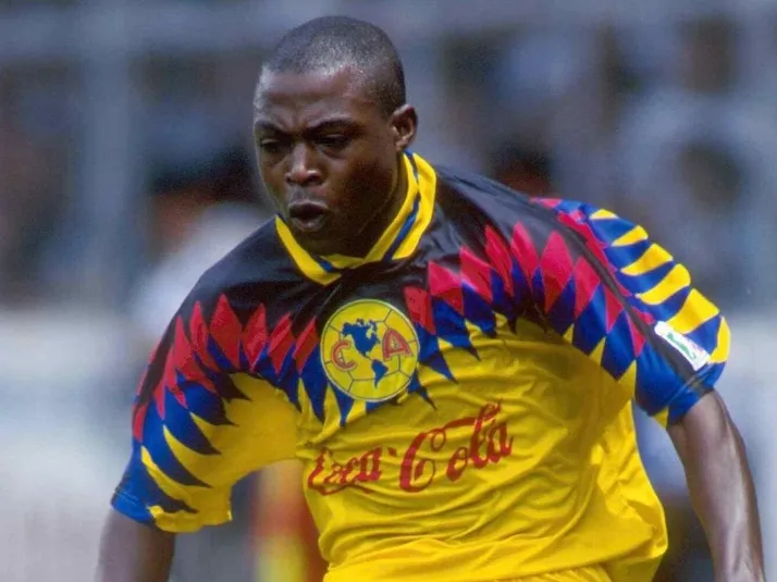 "Lucharé con uñas y dientes": Kalusha tras la acusación de la FIFA