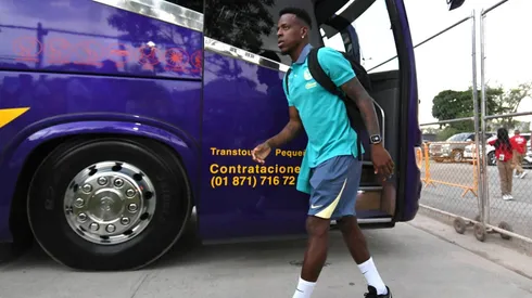 Cristian Borja fue titular ante el Aston Villa