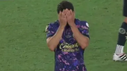 Henry Martín se molestó tras ser reemplazado en la Campeones Cup