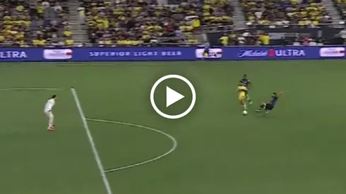 La espectacular barrida de Néstor Araujo que fue clave para el América