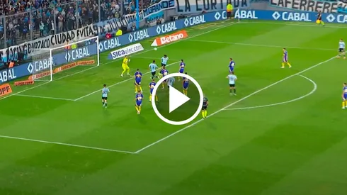 Roger Martínez le dio la victoria a Racing con este gol