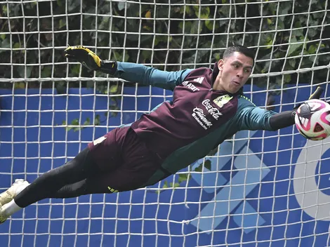 Luis Malagón recibe una noticia que el América festeja por todo lo alto