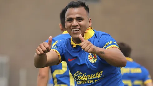 Román Martínez le siguen dando problemas al América.