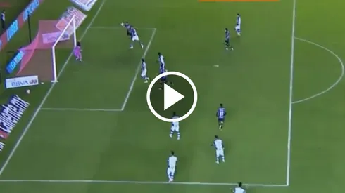 Henry Martín destrabó el partido con este golazo