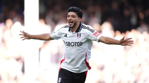 Raúl Jiménez convirtió otro gol con el Fulham