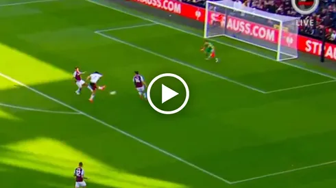 Raúl Jiménez marca un golazo con Fulham y se lo hace al Dibu Martínez