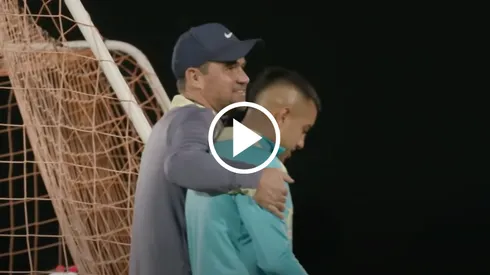 Jardine estuvo atento al entrenamiento de Erick.