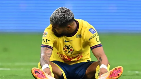 Aguirre dio un susto al americanismo tras salir lesionado.