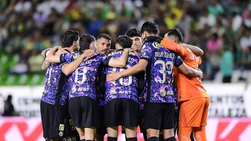 América prepara un 11 bastante improvisado.