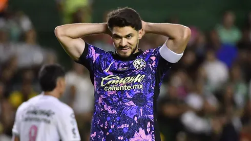 Henry Martín hizo dos goles contra Mazatlán