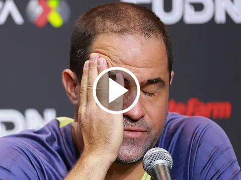 El tenso gesto de André Jardine en la práctica del América