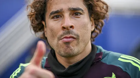 David Faitelson estalló por la convocatoria de Guillermo Ochoa.