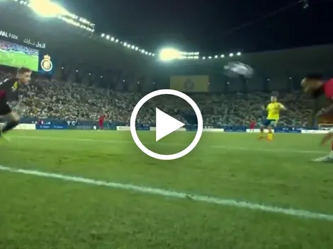 La acrobática asistencia de Julián Quiñones ante Al-Nassr de Cristiano Ronaldo