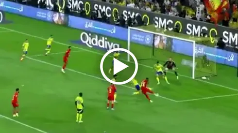 Julián Quiñones hace un golazo ante el Al-Nassr de Cristian Ronaldo