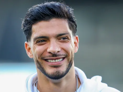 ¿Se va a China? La millonaria oferta que tentó a Raúl Jiménez