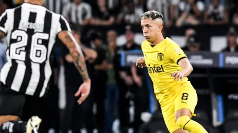 Leo Fernández, cada vez más lejos del América