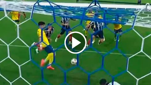 Kevin Álvarez salvó el título del América.