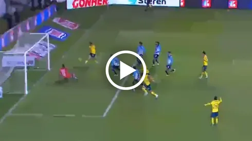 El insólito error de Dagoberto Espinoza frente a Querétaro sin portero