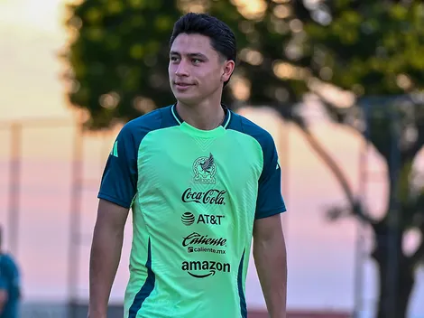 Ramón Juárez recibe una excelente noticia de Javier Aguirre