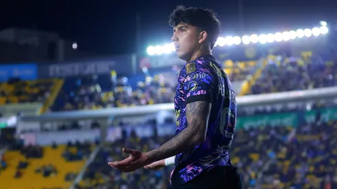 Kevin Álvarez manda mensaje de aliento a la afición tras su lesión