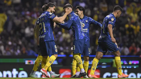 América venció a Puebla y sigue peleando por el liderato