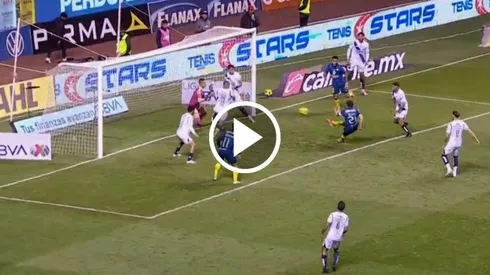 Henry Martin puso el segundo para el América.