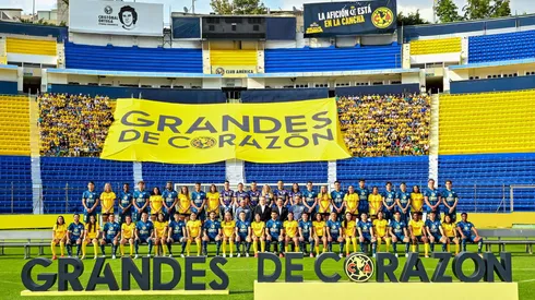 América se olvidó de alguien importante del equipo en su foto oficial