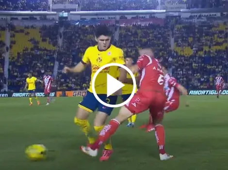 La displicente jugada de Israel Reyes que le costó el gol ante Necaxa