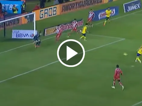 Tremendo doblete de Fidalgo ante el Necaxa para empatar