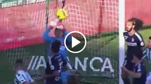 Ochoa tuvo un tremendo error en Portugal.