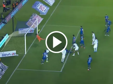 Malagón salvó al América con una doble atajada enorme