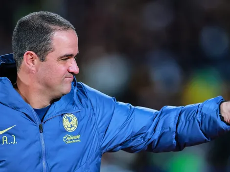 André Jardine revela lo que lo llevó a cambiar a Fidalgo de posición