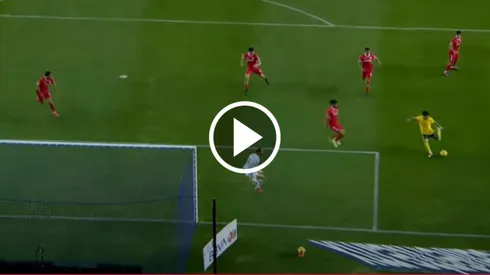 Zendejas anotó el segundo del América.