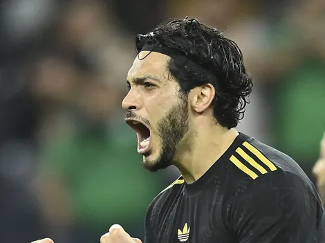 El gol de Raúl Jiménez que califican como 'ilegal' para arruinar su récord