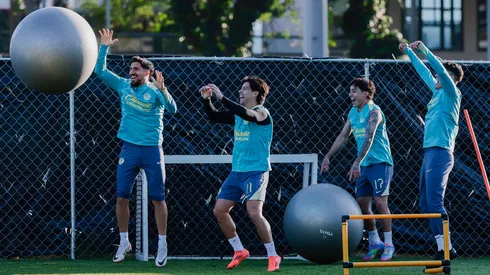 Víctor Dávila apunta a ser el reemplazo de Henry Martín en el Clausura 2025 ante Tigres