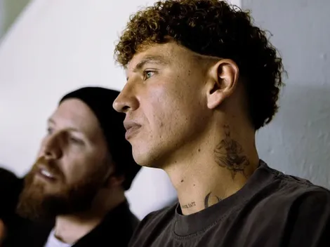 Lichnovsky maneja un auto de lujo e impresiona en los partidos