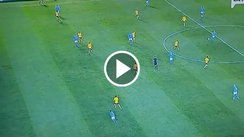 Inteligente jugada de Álvarez.